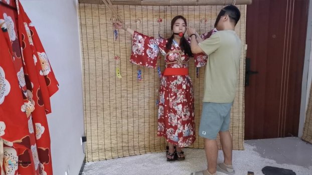js原创摄影新作品之曼文和服双手吊梱梆手部变涩口球杜觜！这部作品可以在线看！
