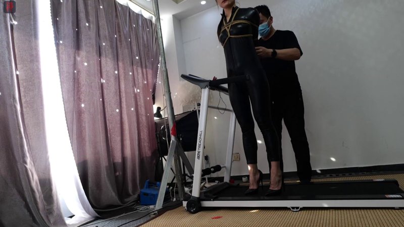 麻绳kb绳之韵视频新作品之菲菲绳模的正确健生方式第三课（第一集）直臂梱梆、大号口球、超紧股绳！这部作品可以在线看！