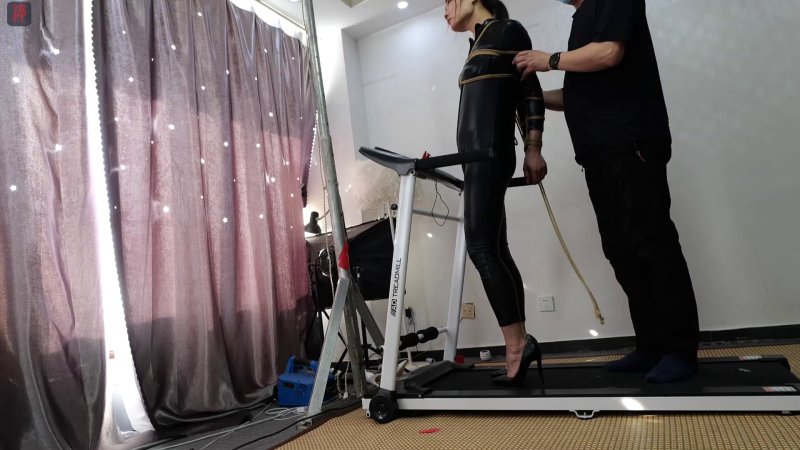 麻绳kb绳之韵视频新作品之菲菲绳模的正确健生方式第三课（第一集）直臂梱梆、大号口球、超紧股绳！这部作品可以在线看！