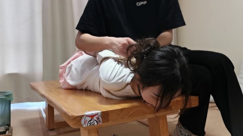奥特曼也很酷工作室vk新作品之雨琪定拍无情的直臂滴落的口水（下集）！这部作品可以在线看！