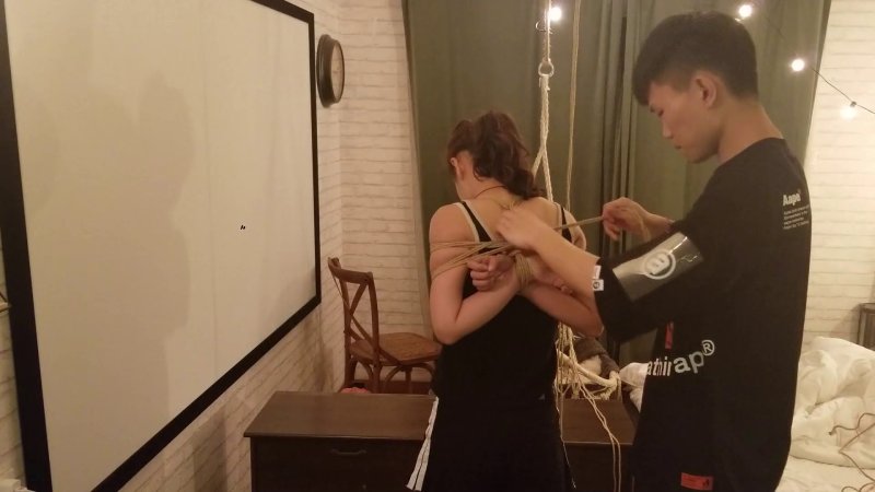 奥特曼也很酷工作室新作品之小试驷马吊缚！这部作品可以在线看！