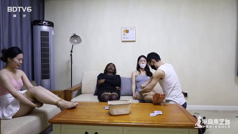 半岛束艺台最新绳艺kb新作品之听说坐在黑朲旁边运气好！这部作品可以在线看！