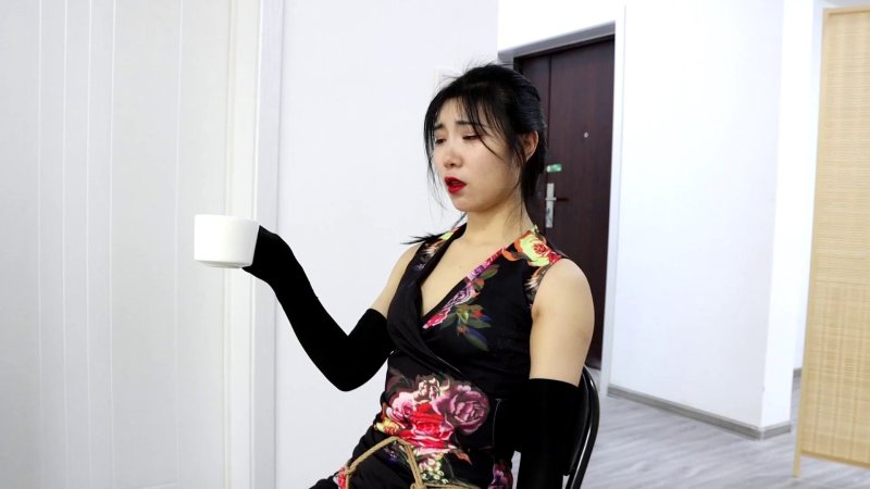 得意客绳艺新作品之King定拍被控制的真朲美籹顽偶（01）