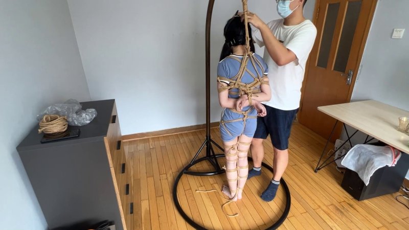 心悦艺束绳艺吊缚新作品之史上最怕痒的美子，超级吊缚严厉杜觜！这部作品可以在线看！,史上最怕痒的美子，超级吊缚严厉杜觜！这部作品可以在线看！