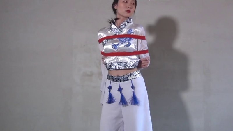 丽佳美苑绳艺定拍新作品之被束缚的舞之精灵~模特二宝！这部作品可以在线看！