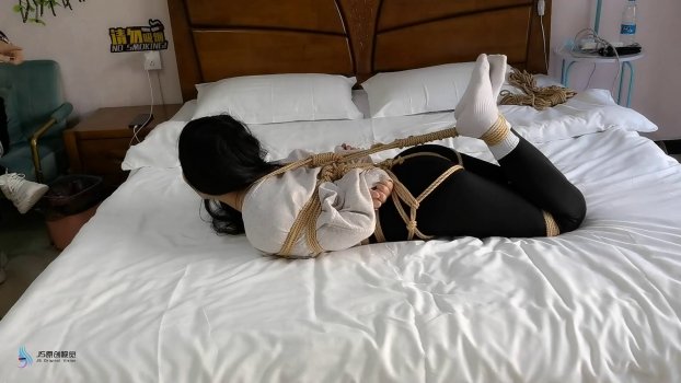 子衿原创视频新作品之日式全生紧缚股绳驷马白棉袜争脱！这部作品可以在线看！
