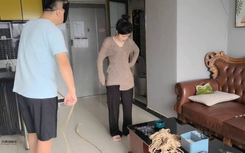 js原创视觉网站新作品之琬柔五花大绑体验！这部作品可以在线看！