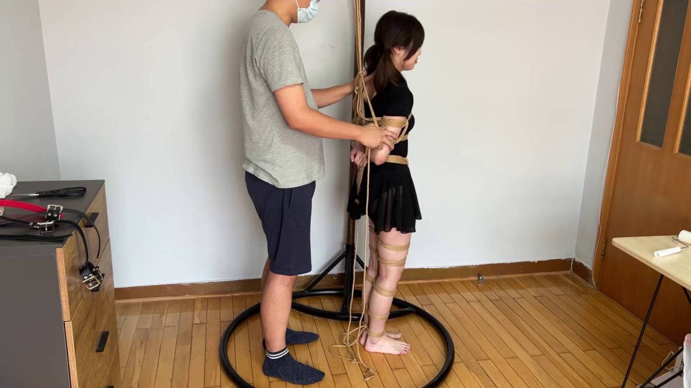 玩奴绳艺口球新作品之舞蹈美少籹悠米的终极绳责第五章！这部作品可以在线看！