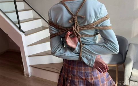 集梦绳艺紧缚新作品之直拍我的首秀模特第一次月绑！这部作品可以在线看！