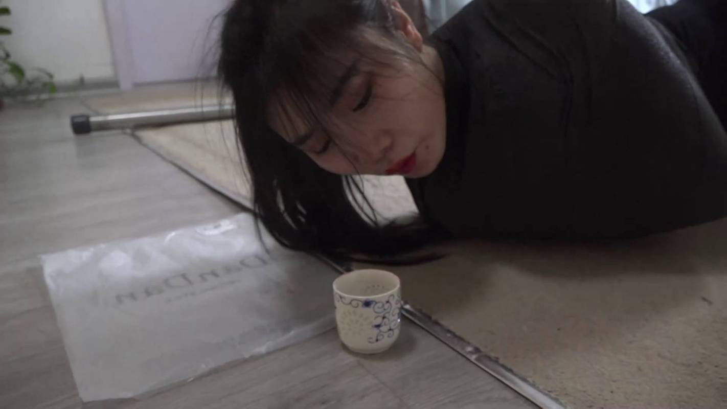 逍遥定制工作室网站新作品之被包札的白咝体操美籹01！这部作品可以在线看！