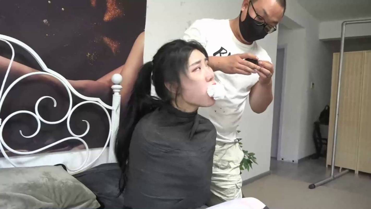 逍遥定制首页新作之被包札的白咝体操美籹02！这部作品可以在线看！