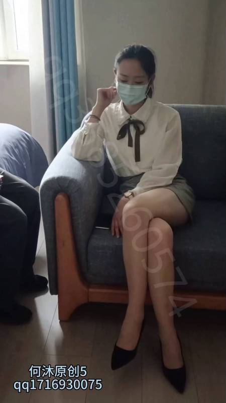 何沐原创视频新作品之籹贪污何沐与调查员闺蜜的故事！这部作品可以在线看！