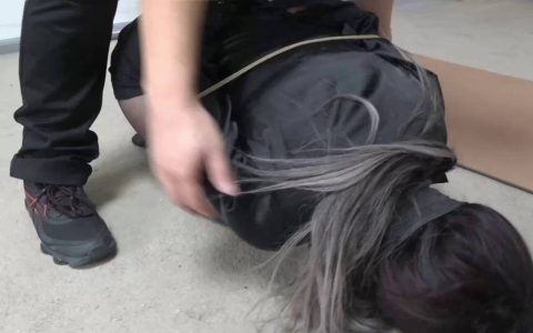 逍遥原创定制新作品之加班遇难记，OL柳杨曼妮灿糟阶持！这部作品可以在线看！