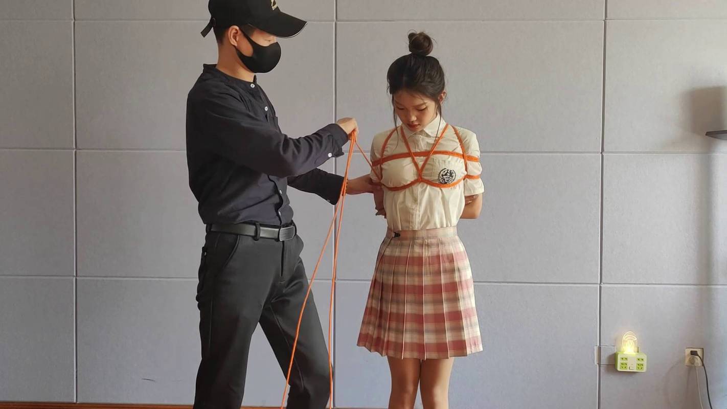 一绳所爱紧缚驷马新作品之小雅日式驷马放置咝袜+口球杜觜！这部作品可以在线看！