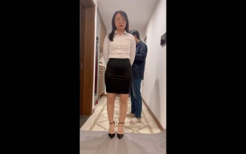 麦子绳艺KB新作品之固定姿势，不能站立，不能蹲下！这部作品可以在线看！
