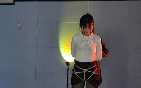 一绳所爱绳艺吊缚新作品之新模黄真真初体验！这部作品可以在线看！