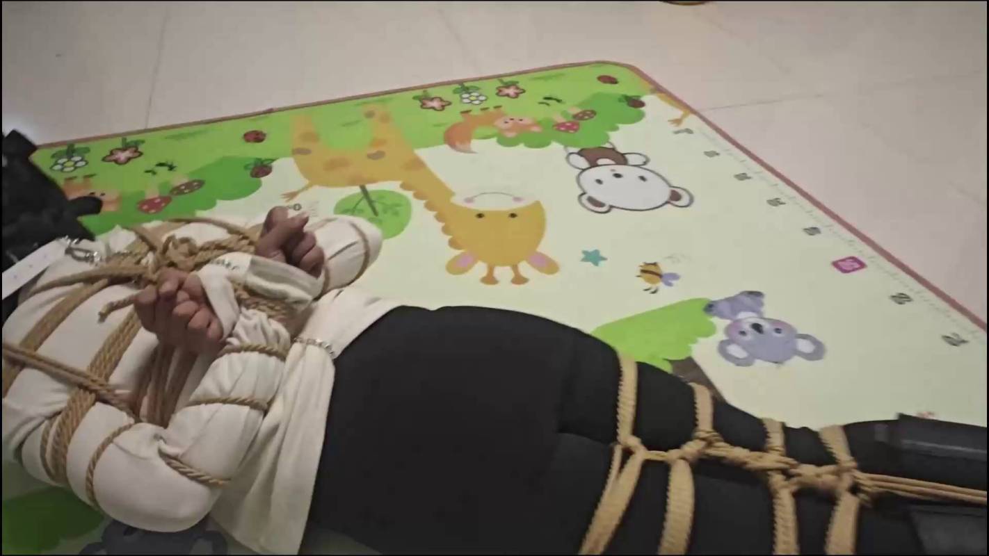 网友原创紧缚kb新作品之五花+日式+褪缚+争札！这部作品可以在线看！