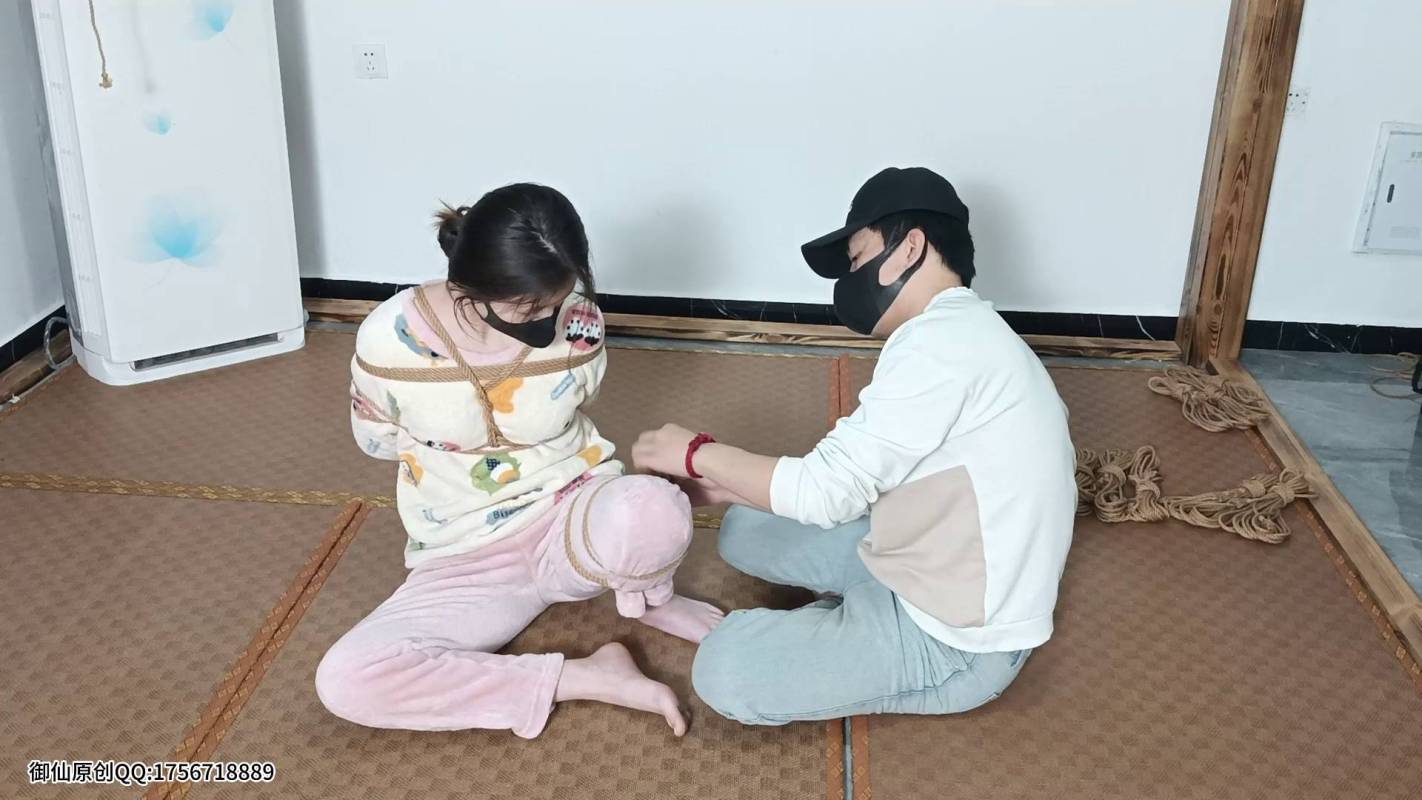 御仙绳艺定拍新作品之吊起来荡秋千的楠楠！这部作品可以在线看！