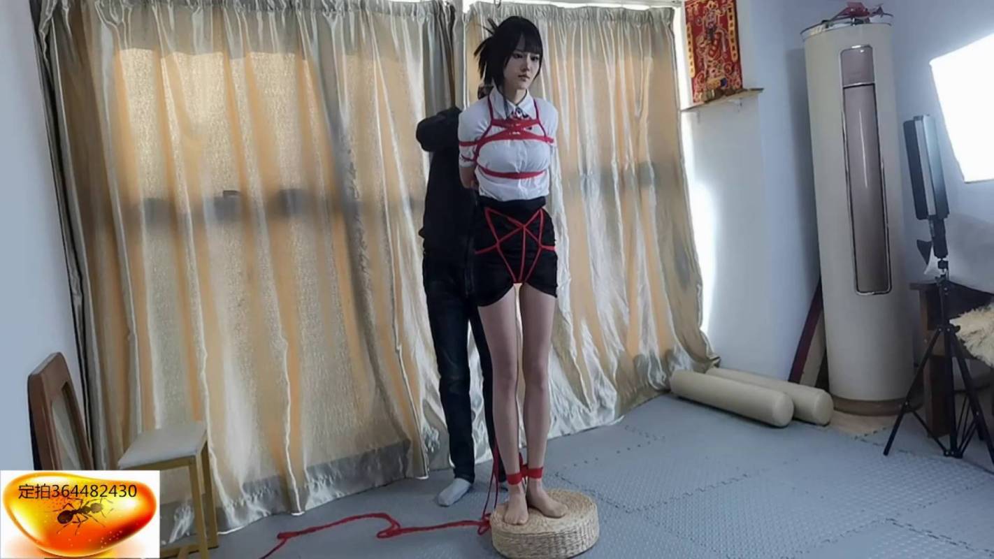 绳舞飞扬吊缚新作品之梦雪儿的紧缚踩背按mo服务！这部作品可以在线看！