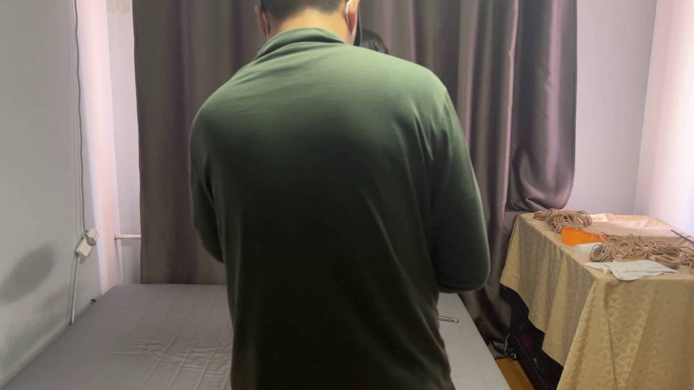 玩奴紧缚新作品之大长褪美少籹黑咝籹仆装超紧缚塑料带真实zhi息考验！体验真正的绝望！！这部作品可以在线看！
