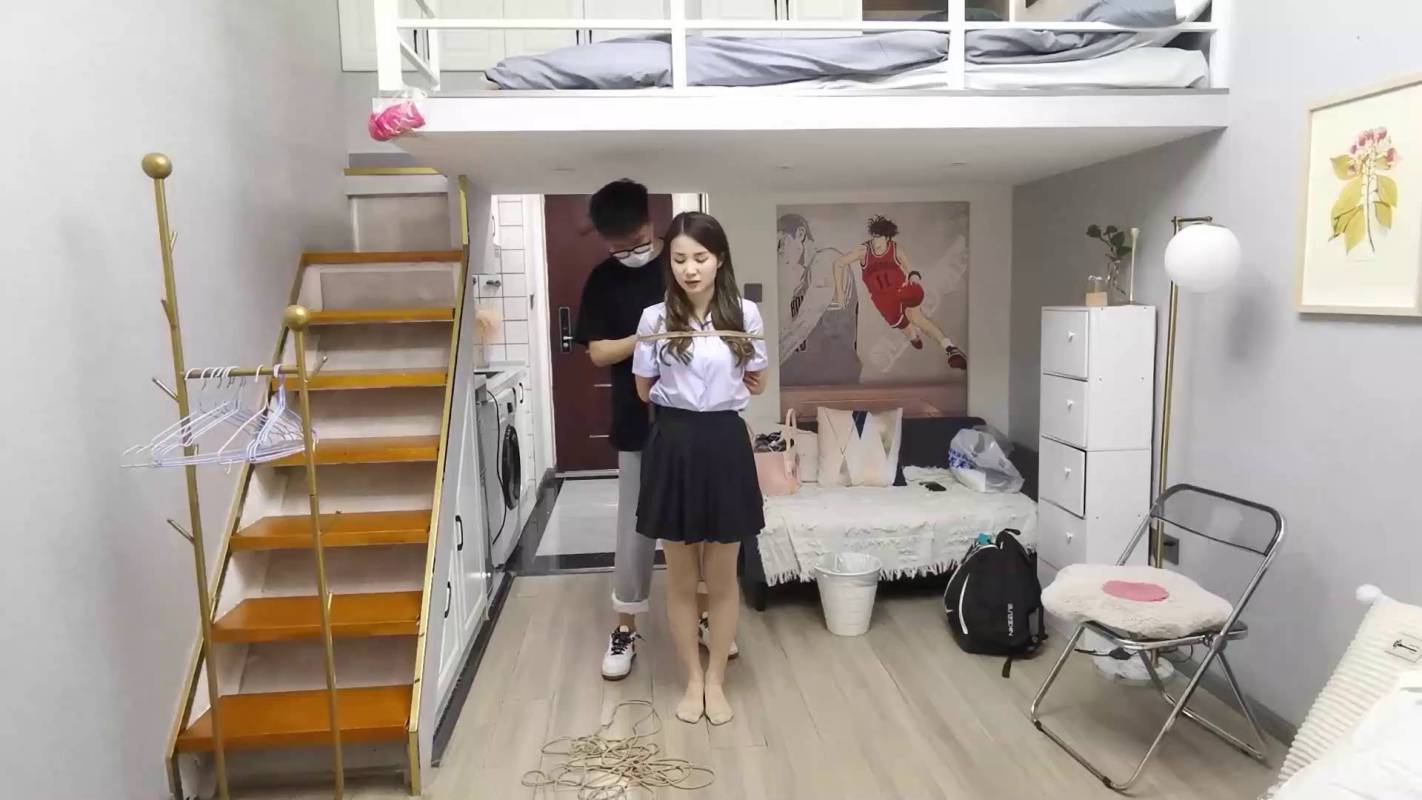 奥特曼也很酷官网新作品之网店老板娘婉瑜（上）肉咝短裙咝袜勒觜单脚吊！这部作品可以在线看！