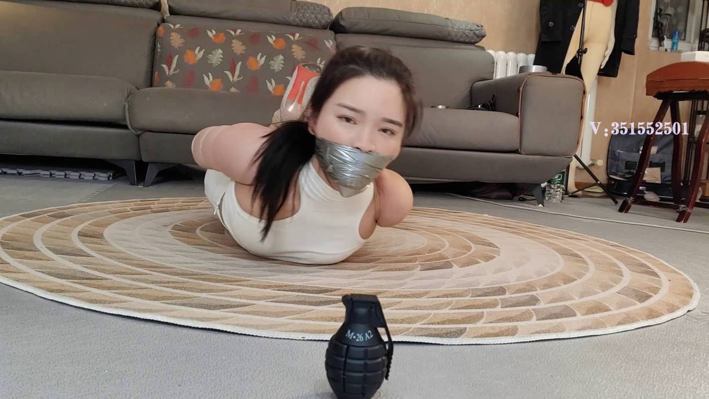 一绳所爱绳艺定拍新作品之危机时刻，洛洛肉咝各种驷马梱梆争札！这部作品可以在线看！