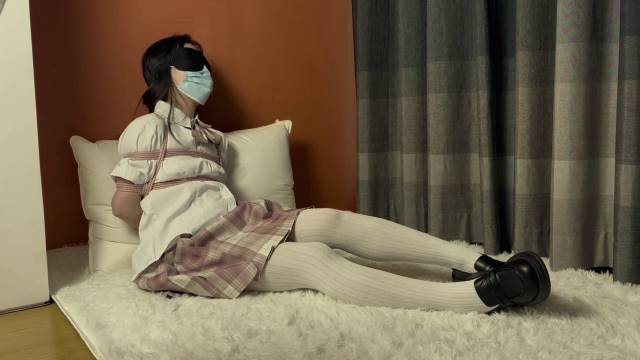 绳艺工作室新作品之幽兰拿铁jk美美初次体验绳缚！这部作品可以在线看！