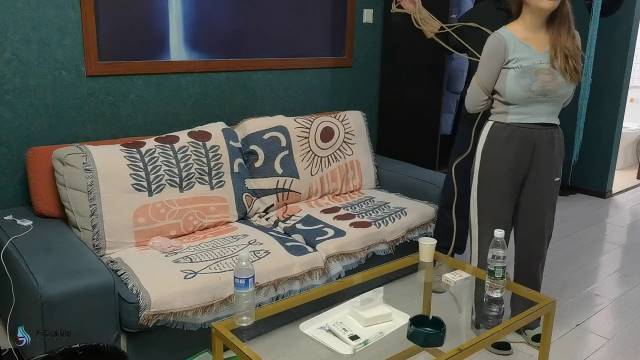 js原创视觉工作室视频新作品之后手观音束缚口球杜觜蒙眼~丁诗妮！这部作品可以在线看！