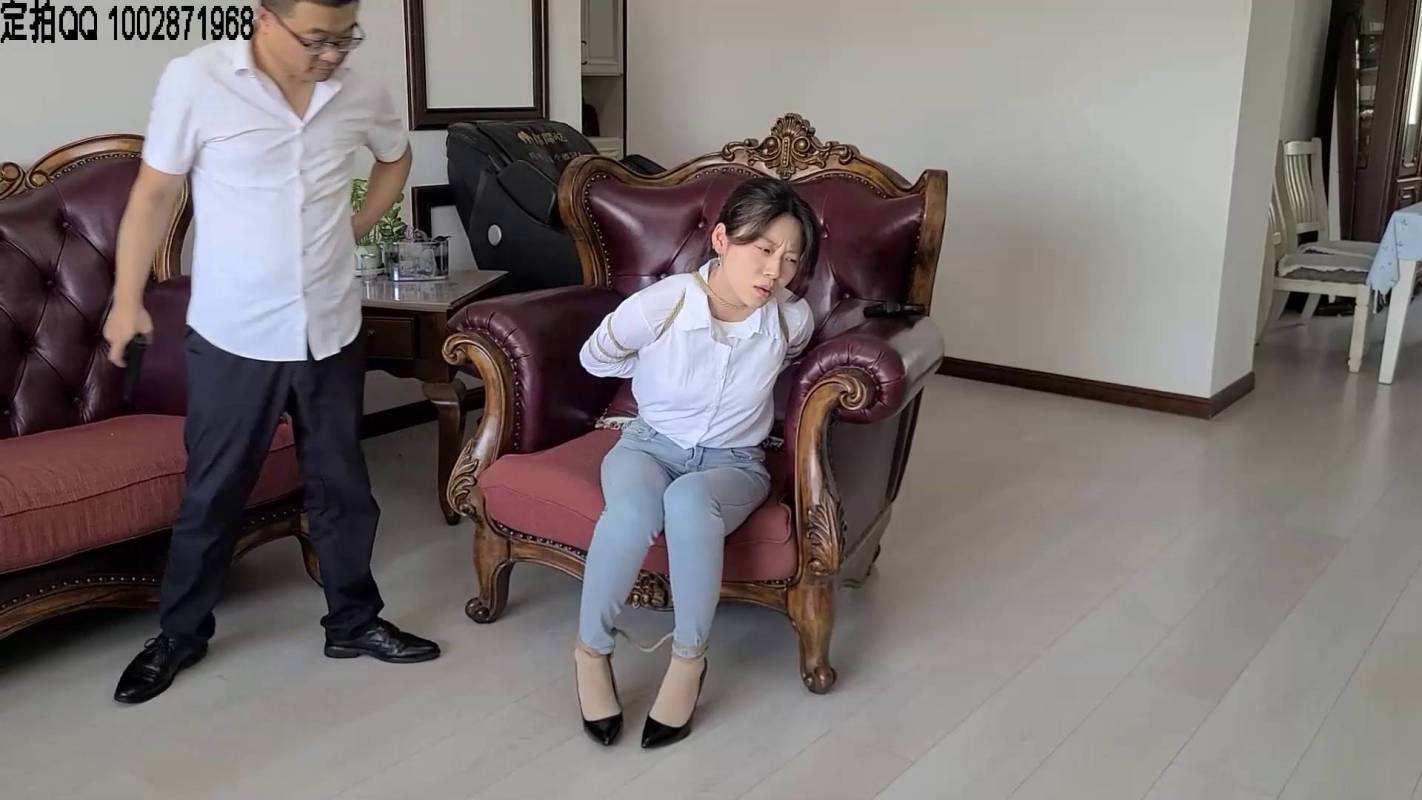 一往情深工作室资源网新作品之美籹间谍薇薇被捕，五花惩戒各种哲摩，誓si不说一个字，最后被执行si行！这部作品可以在线看！