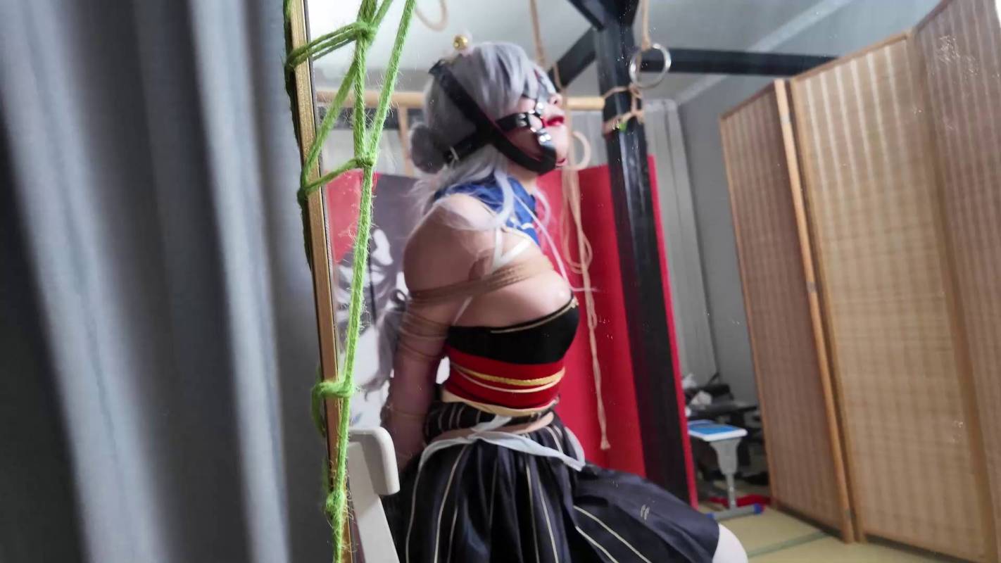 象人原创工作室作品新作品之小0cos德丽莎，直臂并褪，马具口球驷马！！这部作品可以在线看！