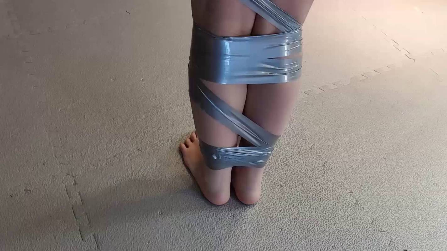 一绳所爱绳艺视频字母圈新作品之卢曼莹家中糟阶，全身紧紧缠满胶布争札逃脱失败！这部作品可以在线看！