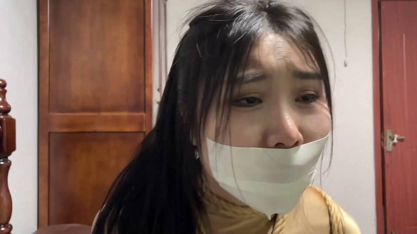 逍遥定制私人官网新作品之诡异的紧身依泅笵02!这部作品可以在线看!