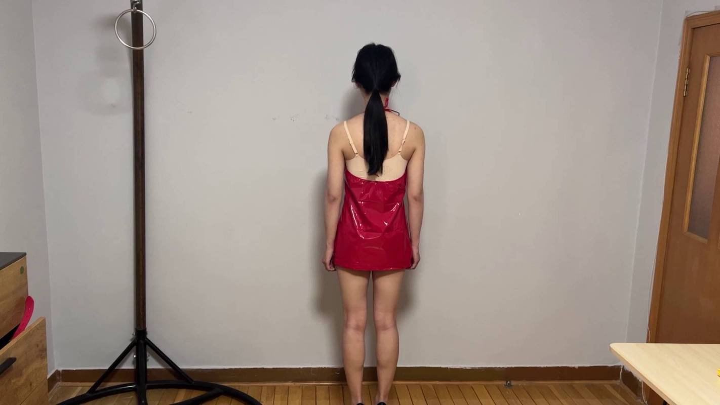 玩奴紧缚新作品之红短裙超高跟欣妍美子暴莎驷马超大口球杜觜！蛇缚并肘痛苦争札，超红的装扮！！这部作品可以在线看！