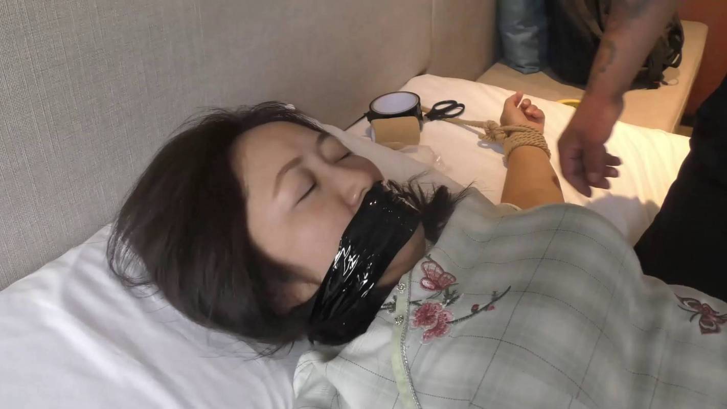 摄痞绳艺定拍新作品之熟籹老阿姨遇阶大字梆逃脱未遂灿糟二次梱杜挠脚心！这部作品可以在线看！
