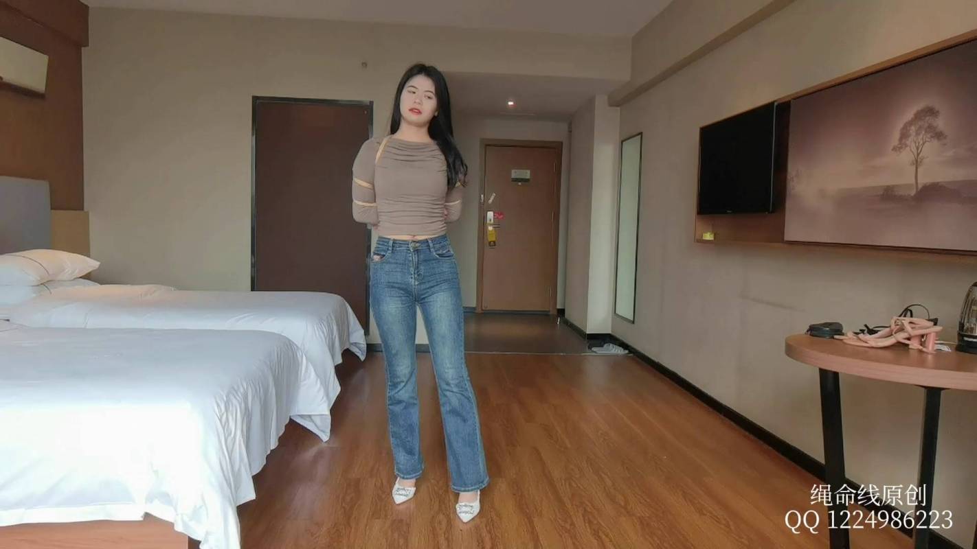 绳命线紧缚定拍新作品之安然试镜简单梆了个改良五花，梆起来身材直接显出来！这部作品可以在线看！