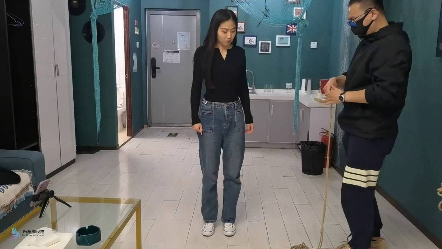 js原创定制kb新作品之流星客变种五花大梆全身紧缚股生胶带封觜！这部作品可以在线看！