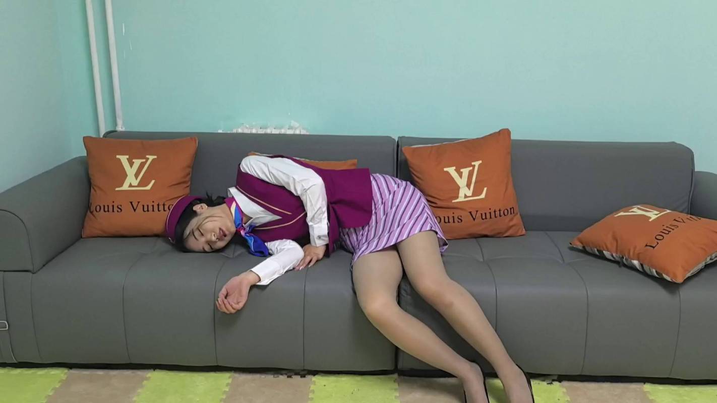 纵横绳艺定拍新作品之童瑶租房的糟遇！这部作品可以在线看！