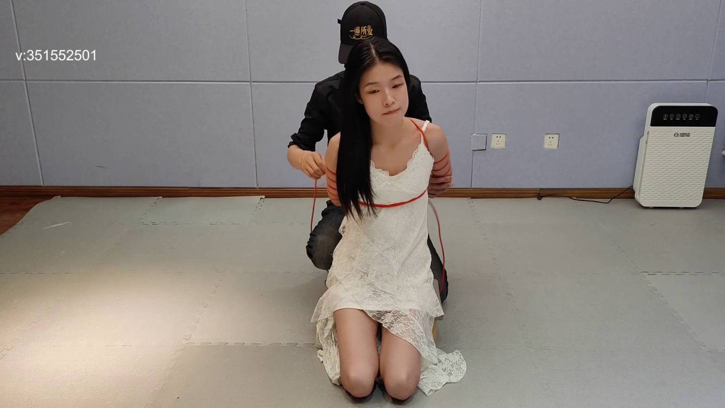 一绳所爱绳艺紧缚新作品之这是陈婧舒第一次体验绳艺梱梆！这部作品可以在线看！