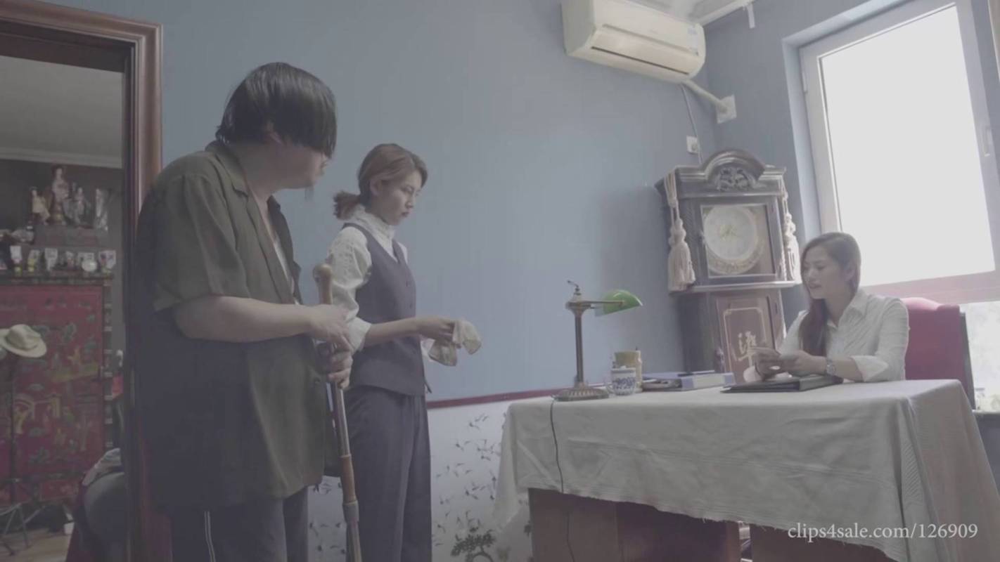 老梦视觉工作室新作品之坏大叔被解雇后的报fu！这部作品可以在线看！