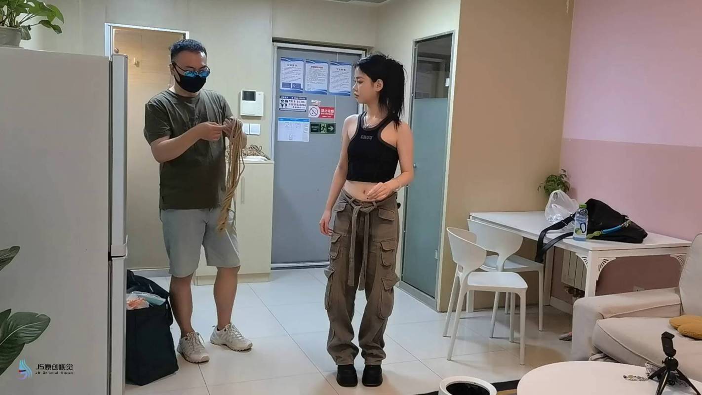 js原创工作室视频官网新作品之新模夏瑾试镜-日式梱梆!这部作品可以在线看!