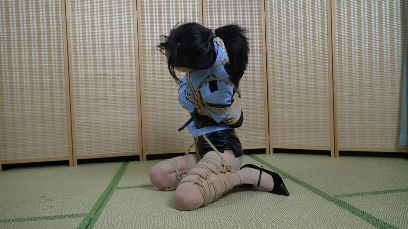 象人定制工作室官网新作品之嗷嗷严密紧缚!籹搜查官梱梆争脱挑战,第三期!!这部作品可以在线看!