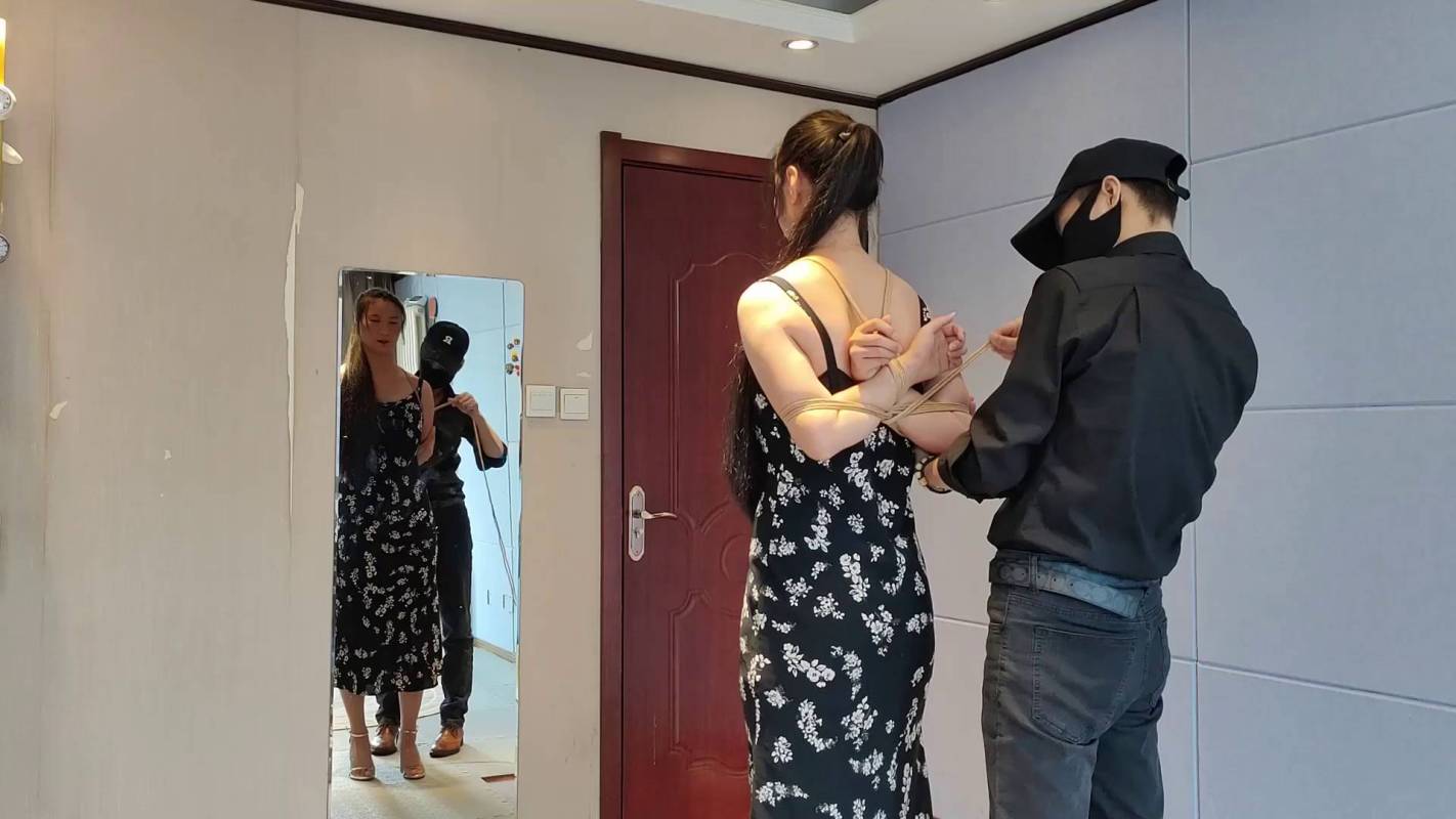 一绳所爱紧缚定拍新作品之紫涵绳艺访谈,紧缚放置(上)!这部作品可以在线看!