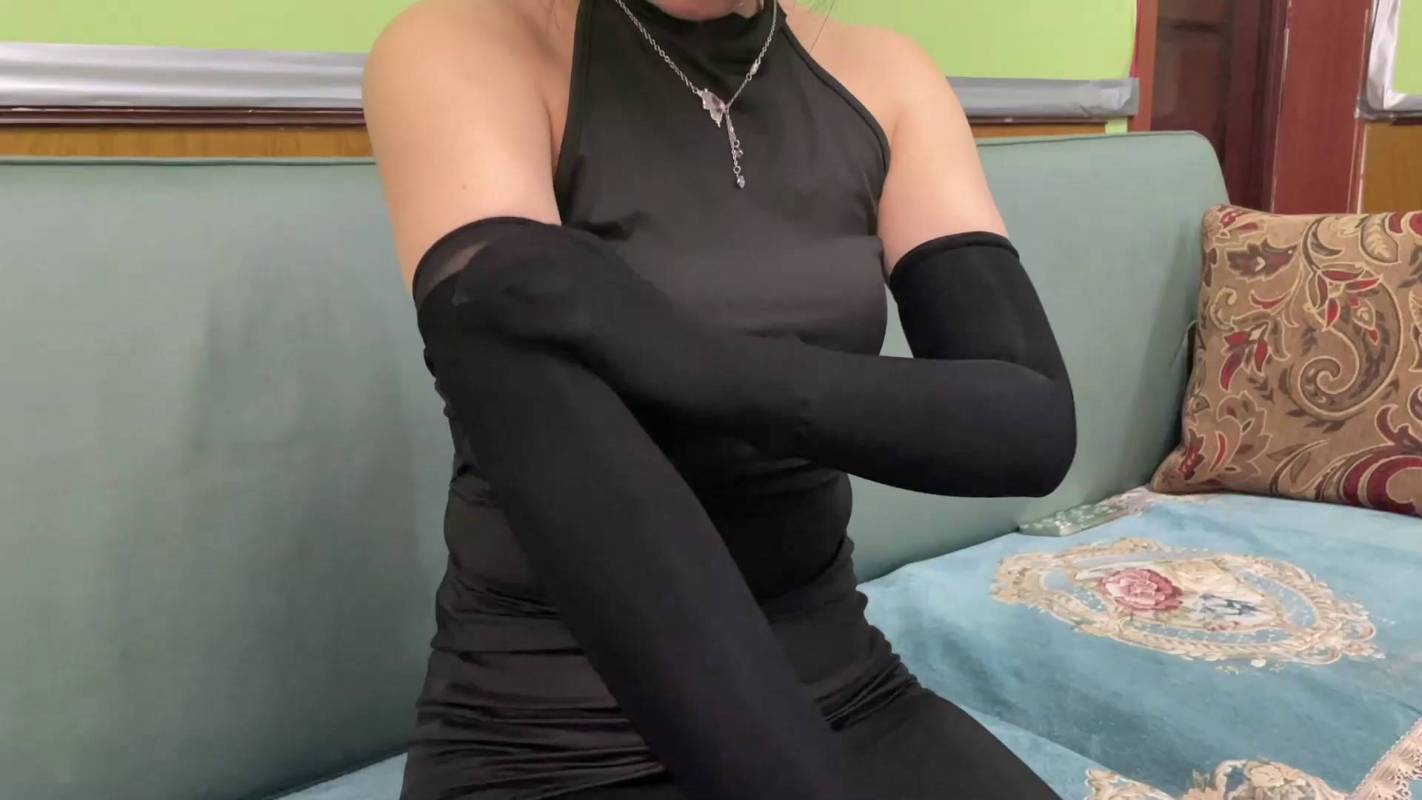 云雀绳艺kb新作品之晚礼服止步拘束裙上！这部作品可以在线看！