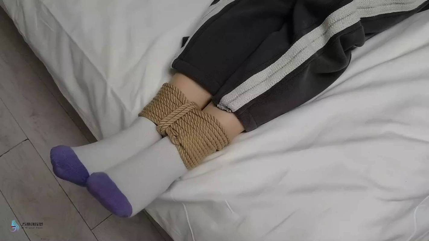 js原创工作室视频新作品之脱困9~丁诗妮美籹家中遇阶持被梱梆杜觜自救！这部作品可以在线看！