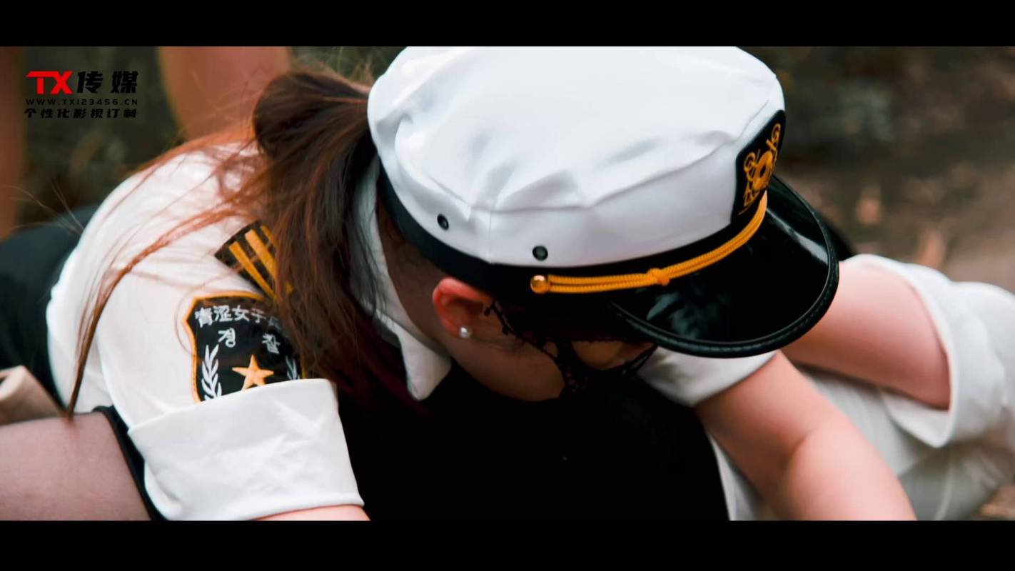 逍遥原创定制之浴雪红梅！这部作品可以在线看！