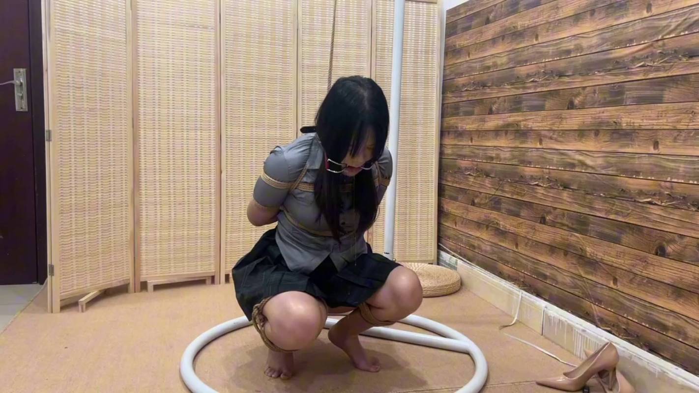 集梦绳艺工作室之小苏处籹座定拍分褪柜姿踮脚口枷口球流超多口水！这部作品可以在线看！