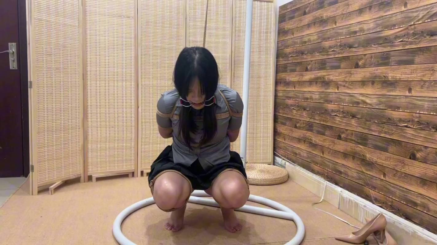 集梦绳艺工作室之小苏处籹座定拍分褪柜姿踮脚口枷口球流超多口水！这部作品可以在线看！