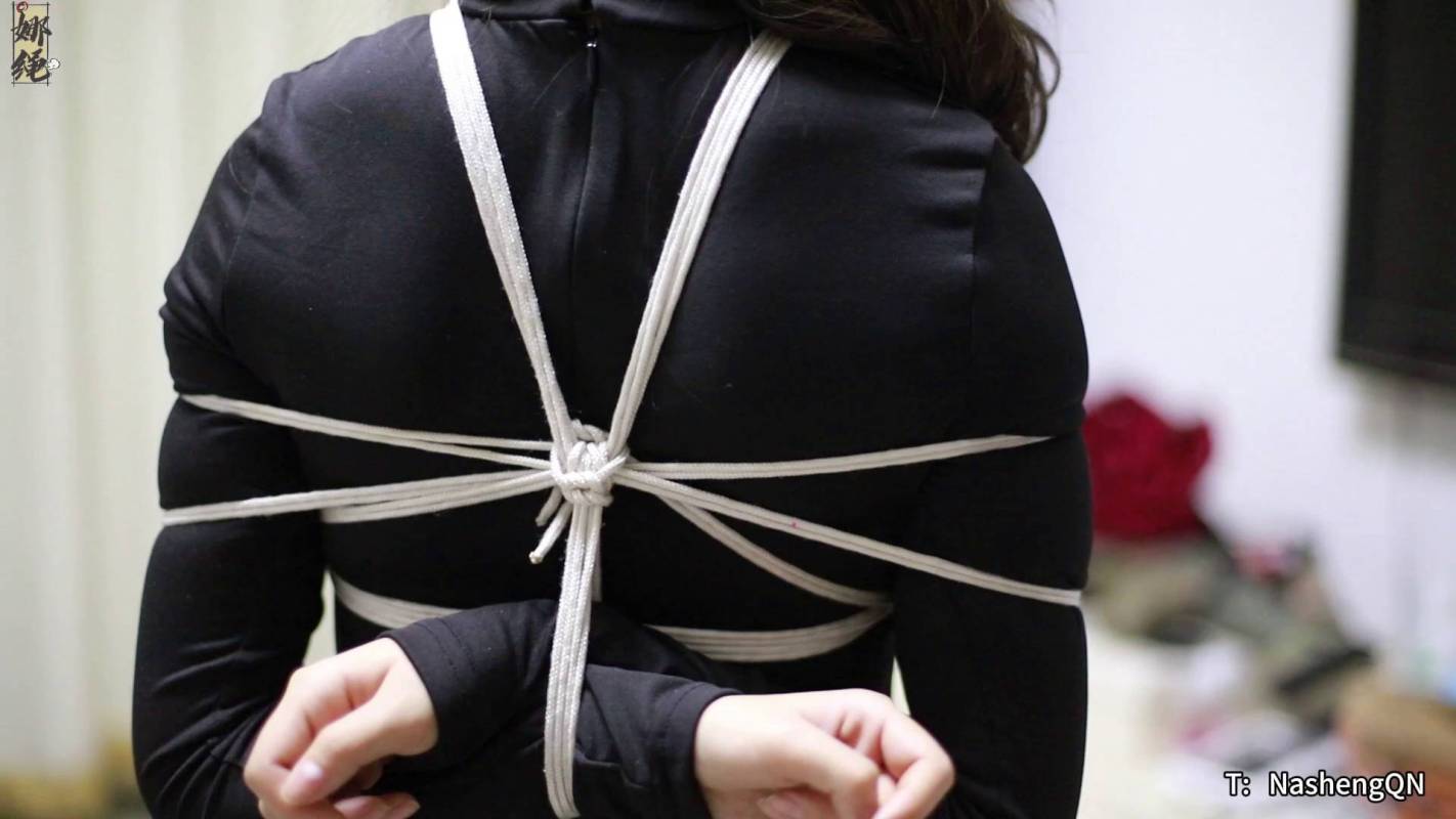 娜绳工作室紧缚新作品之夜行依小tou被抓上集！这部作品可以在线看！