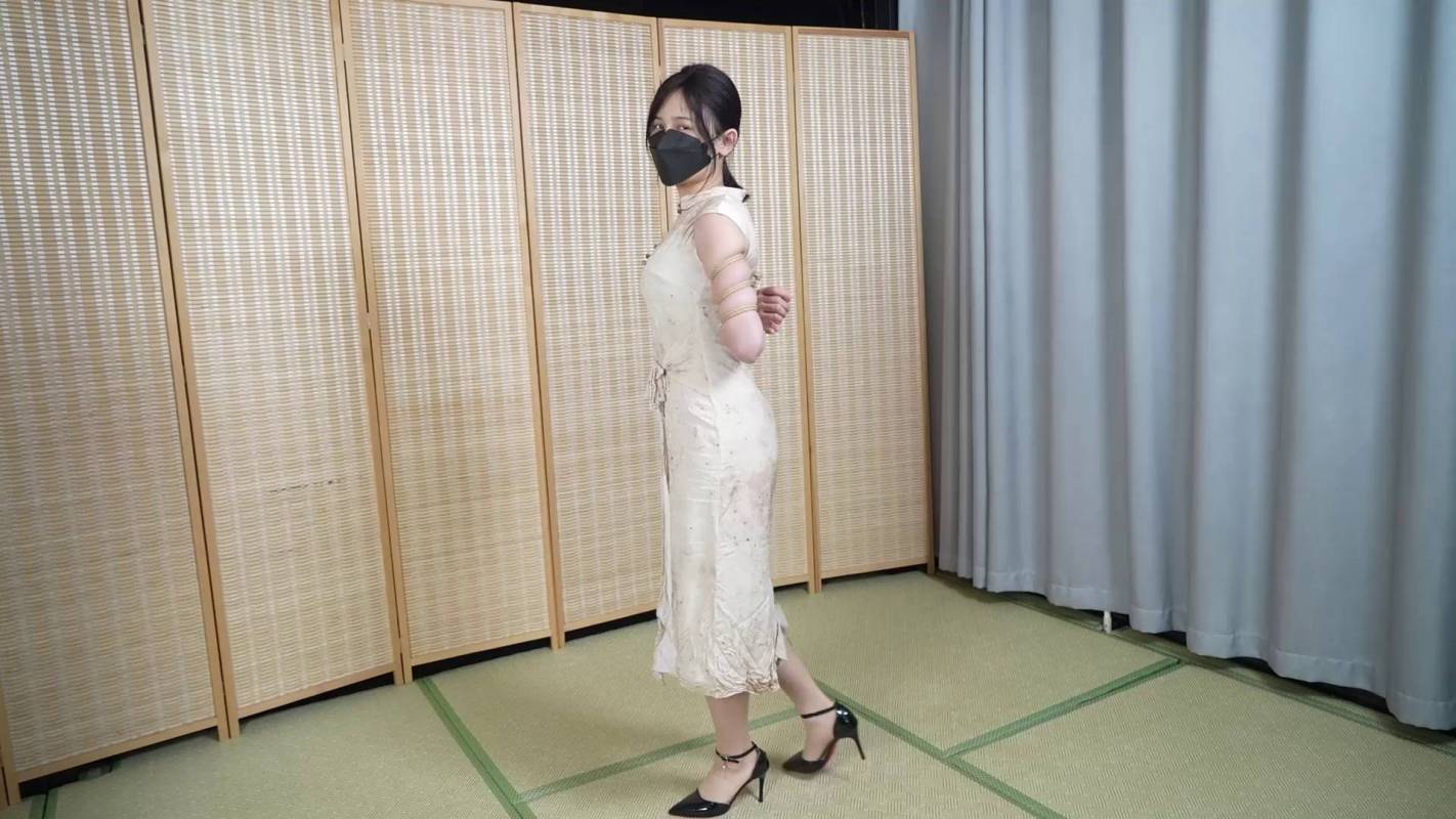 象人原创定拍视频之小0肉咝旗袍细高跟,鞋跟顶头极限驷马,五花版!!这部作品可以在线看!