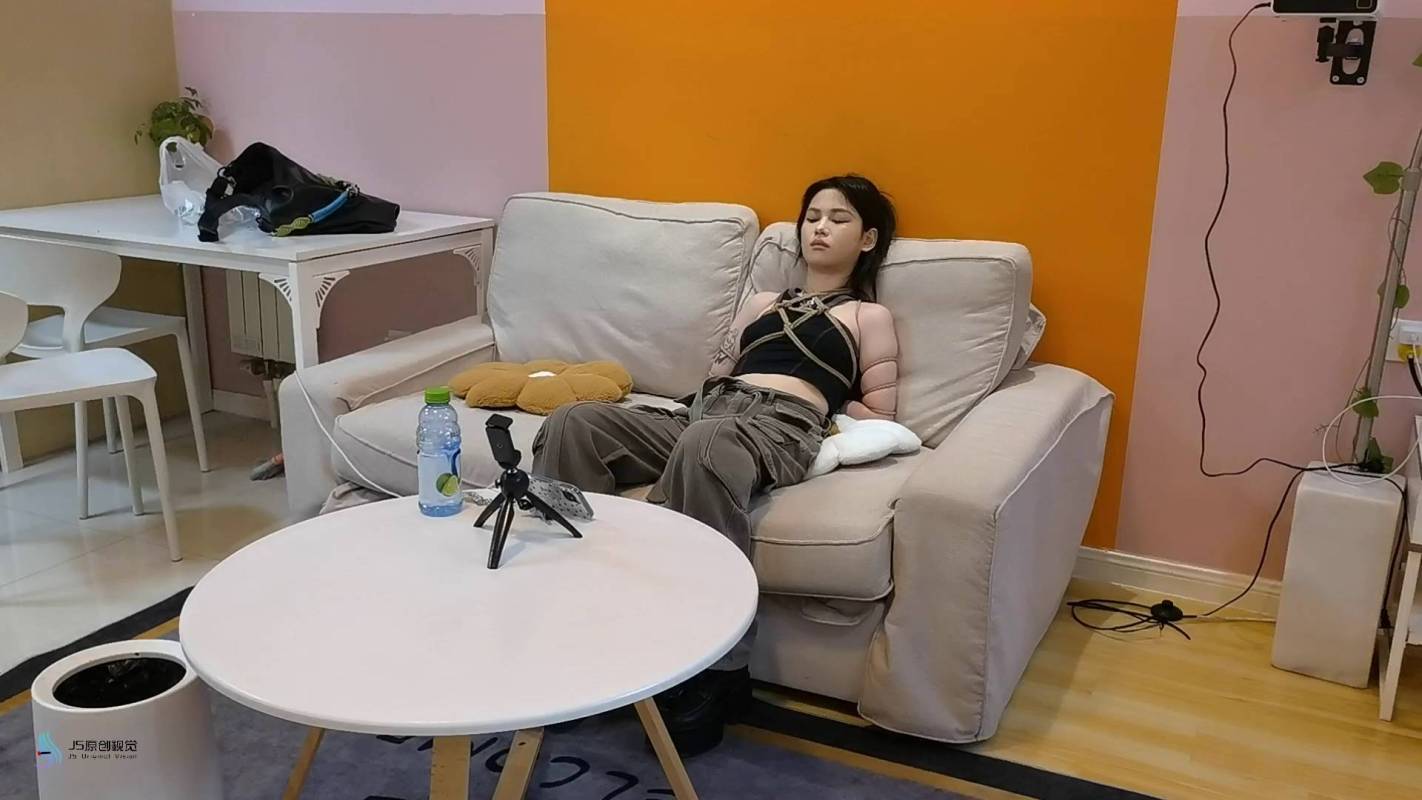 js原创定制kb之夏瑾变种五花大梆放置！这部作品可以在线看！